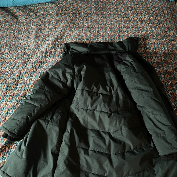 Forest Green with Black trim Winter Parka like new - Picture 7 of 9